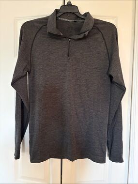 Alphalete Black Heather Pullover